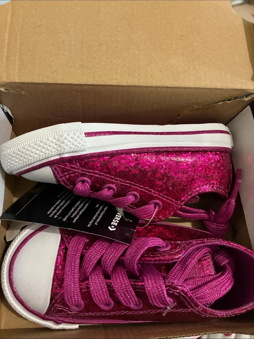 1️⃣ Converse Girls Hot Pink Glitter Lace-Up Sneakers